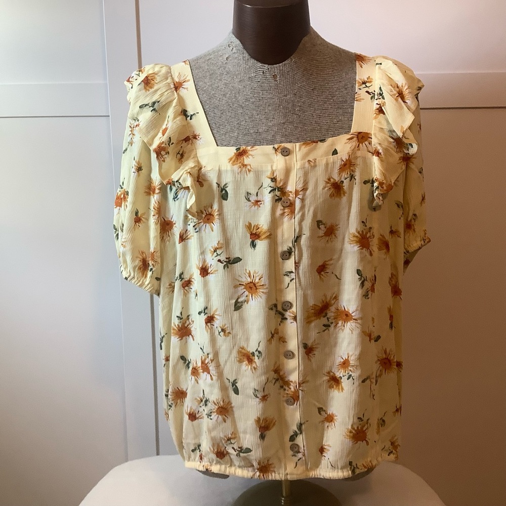 Maurice’s blouse size XXL NWT